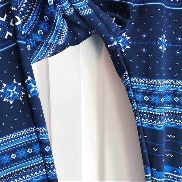 Serra Cozy Blue Tribal Print Fleece Lined Leggings Small - Picture 8 of 14